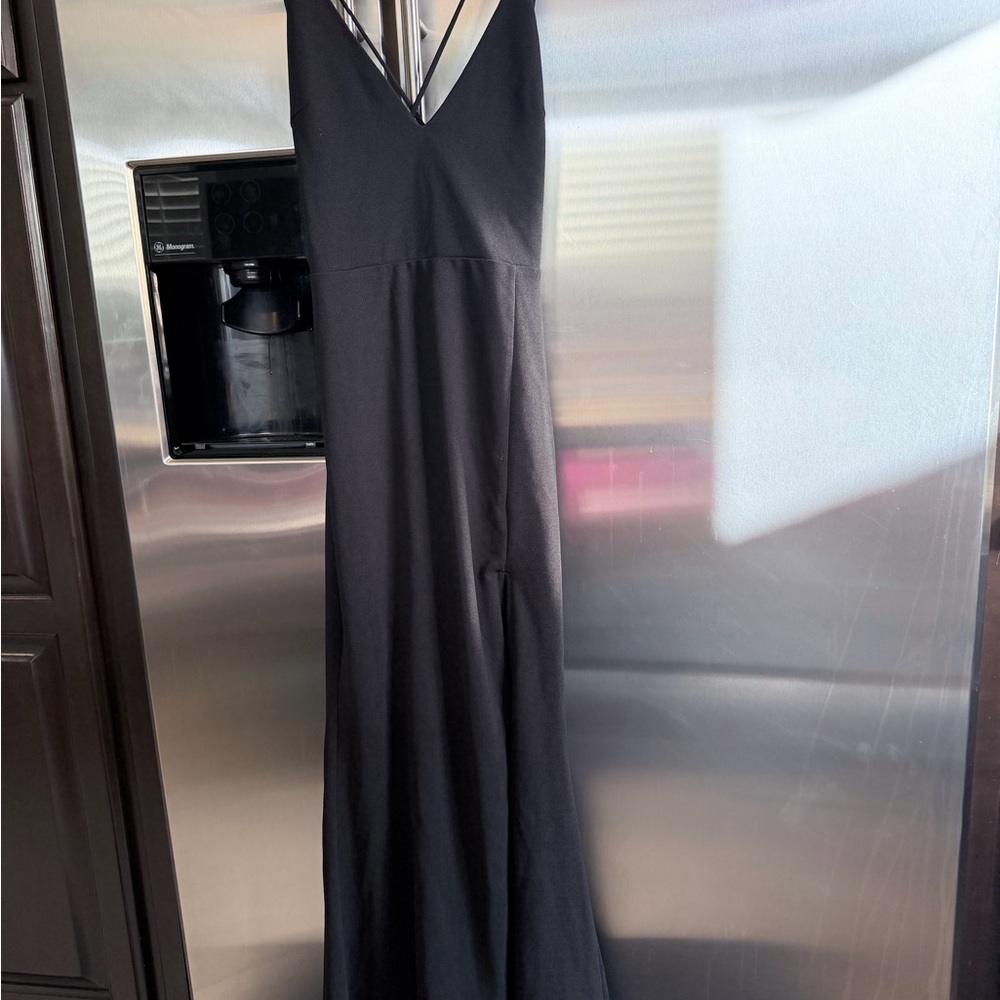Lulu's Black Strappy Back Maxi Dress - Picture 2 of 4